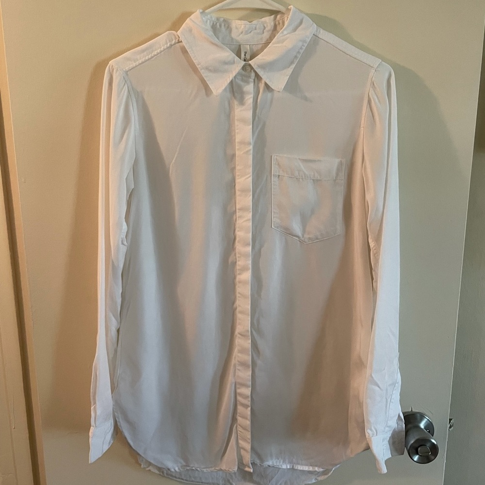 Aritzia Babaton Reno Blouse View 2